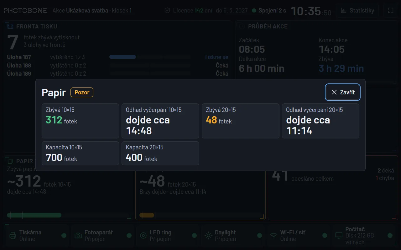 Detail papíru na dashboardu po klepnutí na dlaždici